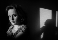 Женский портрет с тенью