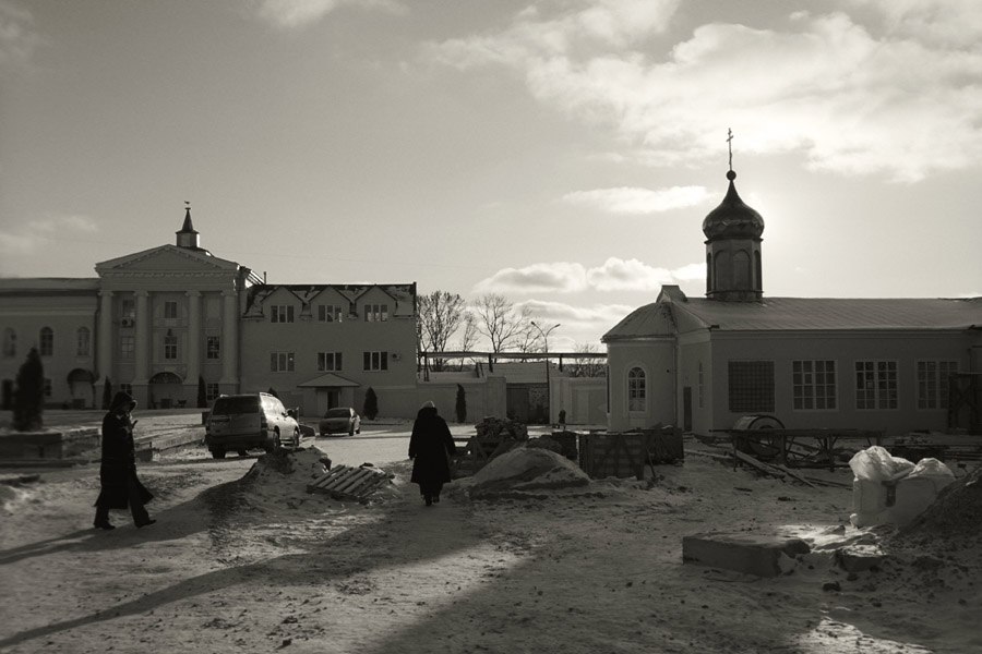 Мужской монастырь. Фрагмент4