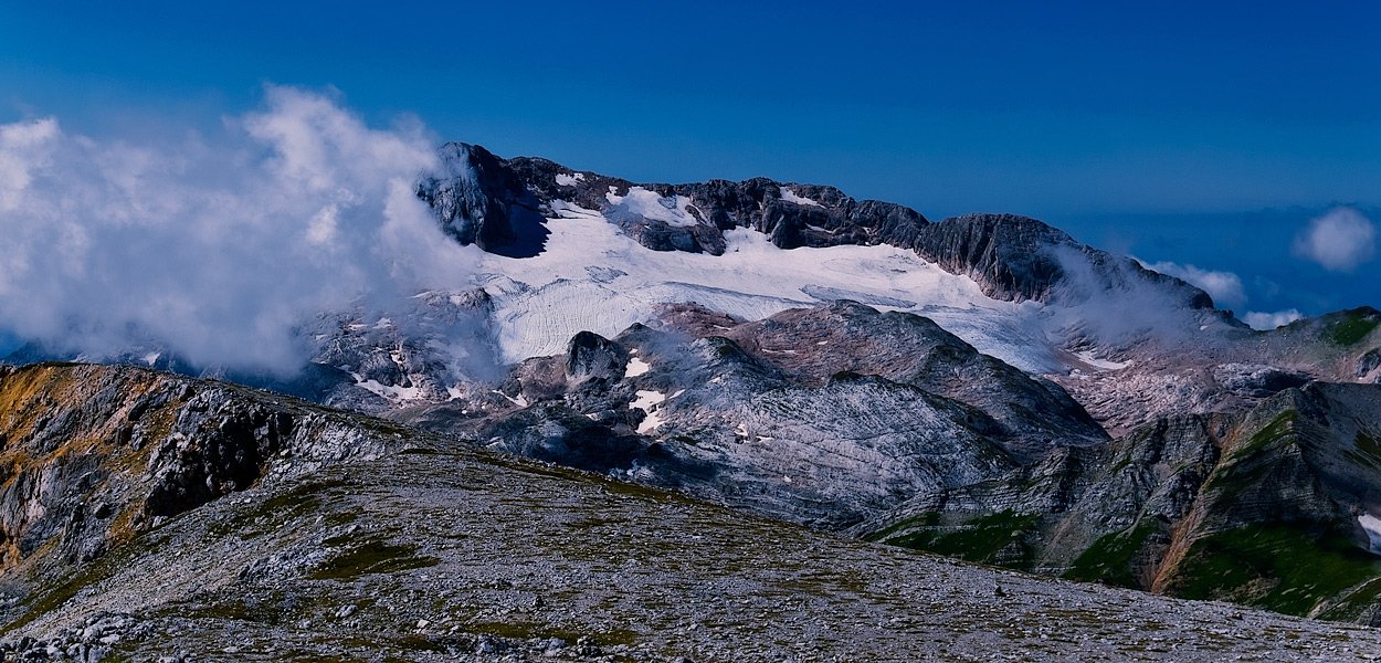 Фиштинский ледник с вершины Оштена