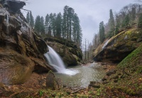 Водопады Кызыл-Бека